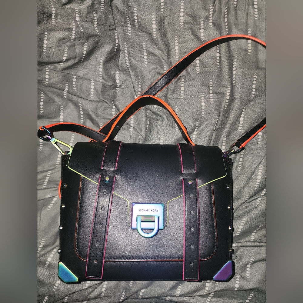 Michael kors crossbody